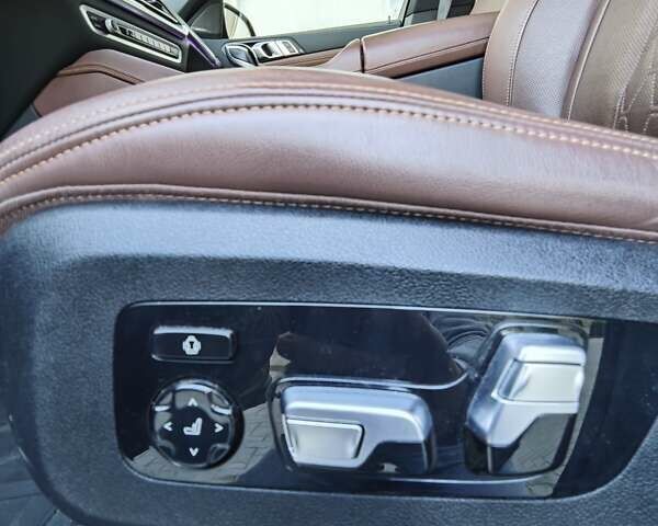 Сірий БМВ Х6, об'ємом двигуна 4.4 л та пробігом 75 тис. км за 73500 $, фото 17 на Automoto.ua