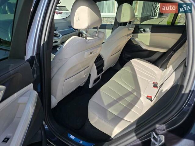 Серый БМВ Х6, объемом двигателя 3 л и пробегом 42 тыс. км за 84500 $, фото 9 на Automoto.ua