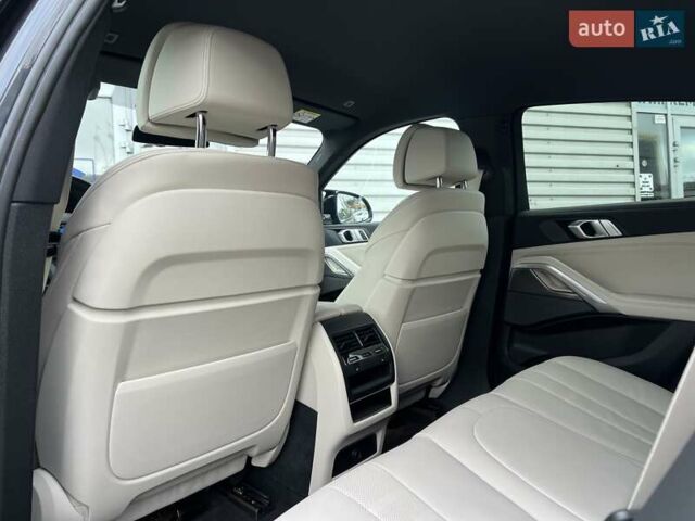 Серый БМВ Х6, объемом двигателя 2.99 л и пробегом 98 тыс. км за 69900 $, фото 22 на Automoto.ua