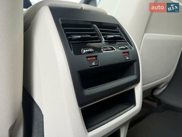 Серый БМВ Х6, объемом двигателя 2.99 л и пробегом 98 тыс. км за 69900 $, фото 23 на Automoto.ua