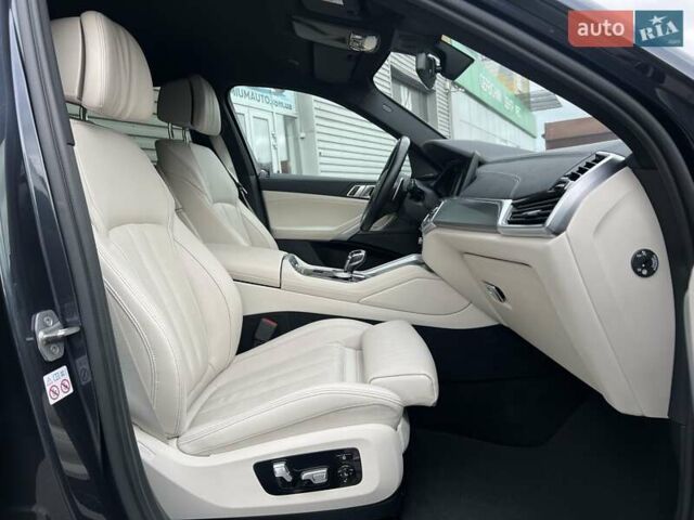 Серый БМВ Х6, объемом двигателя 2.99 л и пробегом 98 тыс. км за 69900 $, фото 28 на Automoto.ua