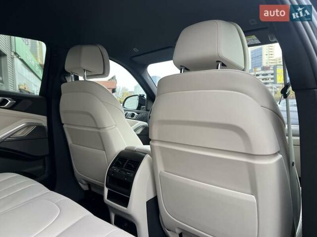 Серый БМВ Х6, объемом двигателя 2.99 л и пробегом 98 тыс. км за 69900 $, фото 26 на Automoto.ua