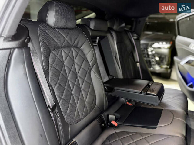 Серый БМВ Х6, объемом двигателя 2.99 л и пробегом 32 тыс. км за 104500 $, фото 33 на Automoto.ua
