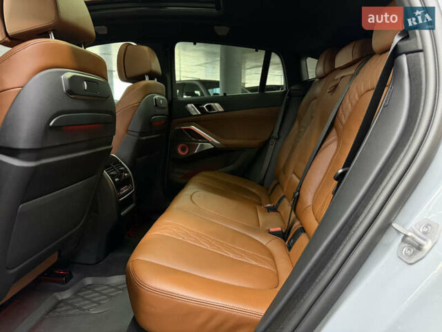 Серый БМВ Х6, объемом двигателя 4.39 л и пробегом 30 тыс. км за 115000 $, фото 23 на Automoto.ua