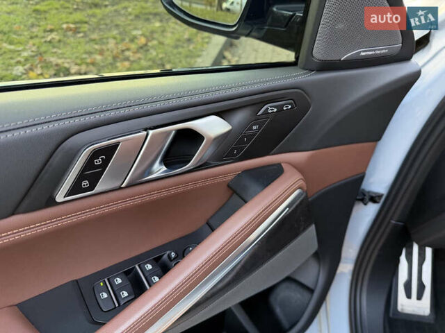 Серый БМВ Х6, объемом двигателя 2.99 л и пробегом 72 тыс. км за 99500 $, фото 17 на Automoto.ua