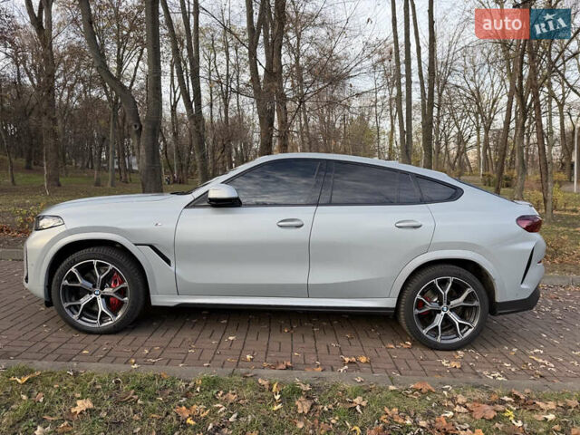 Серый БМВ Х6, объемом двигателя 2.99 л и пробегом 72 тыс. км за 99500 $, фото 11 на Automoto.ua