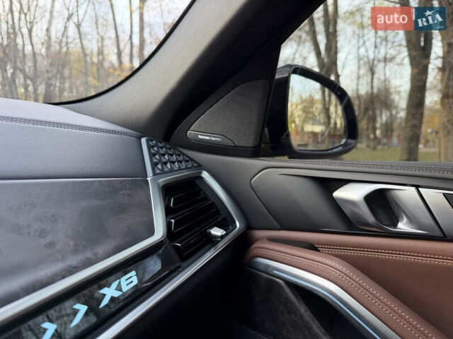 Серый БМВ Х6, объемом двигателя 2.99 л и пробегом 72 тыс. км за 99500 $, фото 18 на Automoto.ua