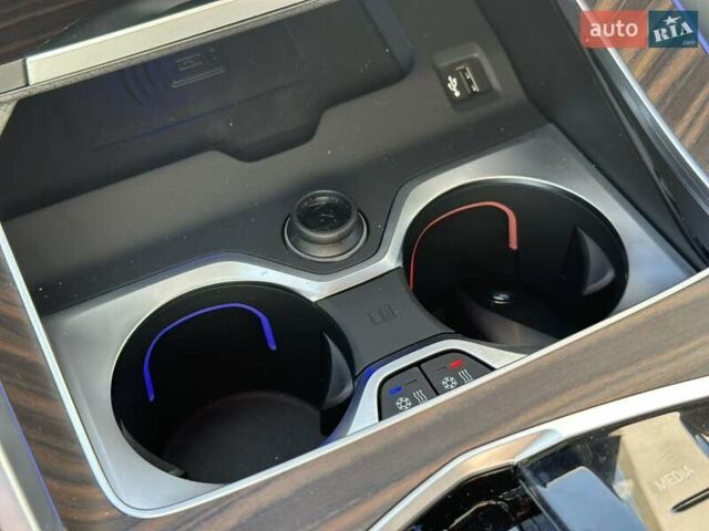 Серый БМВ Х6, объемом двигателя 2.99 л и пробегом 1 тыс. км за 121000 $, фото 37 на Automoto.ua