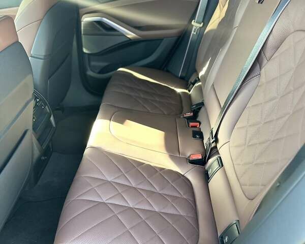 Серый БМВ Х6, объемом двигателя 2.99 л и пробегом 1 тыс. км за 121000 $, фото 24 на Automoto.ua