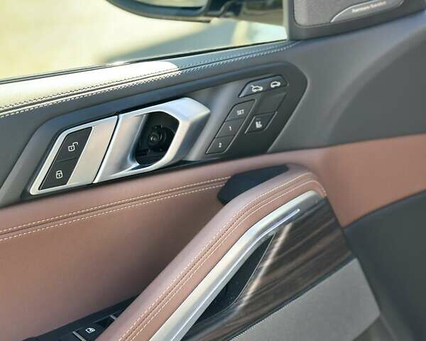 Серый БМВ Х6, объемом двигателя 2.99 л и пробегом 1 тыс. км за 121000 $, фото 23 на Automoto.ua