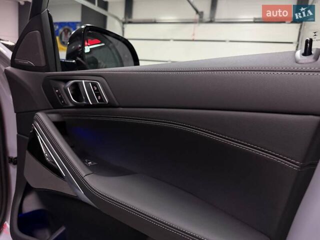Серый БМВ Х6, объемом двигателя 2.99 л и пробегом 1 тыс. км за 131500 $, фото 58 на Automoto.ua