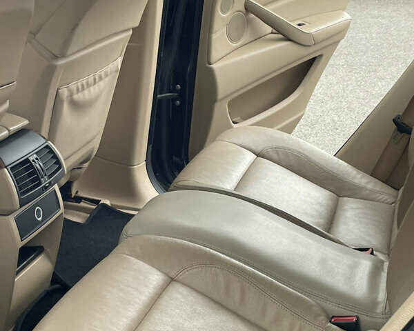 Синий БМВ Х6, объемом двигателя 3 л и пробегом 220 тыс. км за 15000 $, фото 9 на Automoto.ua