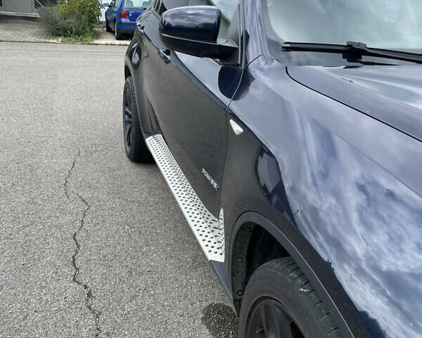 Синий БМВ Х6, объемом двигателя 3 л и пробегом 220 тыс. км за 15000 $, фото 3 на Automoto.ua