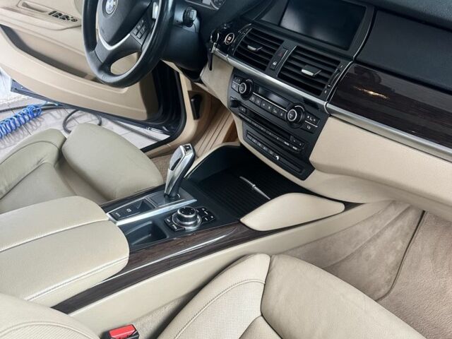 Синій БМВ Х6, об'ємом двигуна 3 л та пробігом 240 тис. км за 17900 $, фото 7 на Automoto.ua