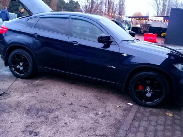 Синий БМВ Х6, объемом двигателя 3 л и пробегом 217 тыс. км за 15000 $, фото 5 на Automoto.ua