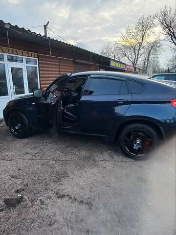 Синий БМВ Х6, объемом двигателя 2.98 л и пробегом 217 тыс. км за 15000 $, фото 3 на Automoto.ua