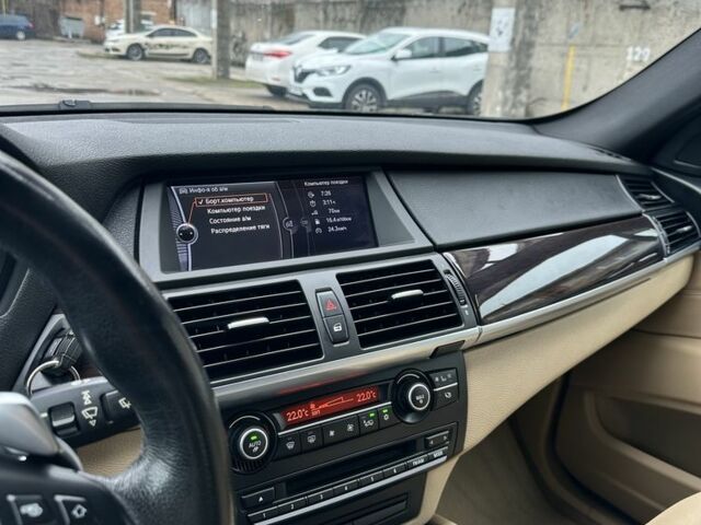 Синій БМВ Х6, об'ємом двигуна 3 л та пробігом 240 тис. км за 17900 $, фото 2 на Automoto.ua