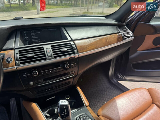 Синій БМВ Х6, об'ємом двигуна 3 л та пробігом 272 тис. км за 15500 $, фото 18 на Automoto.ua