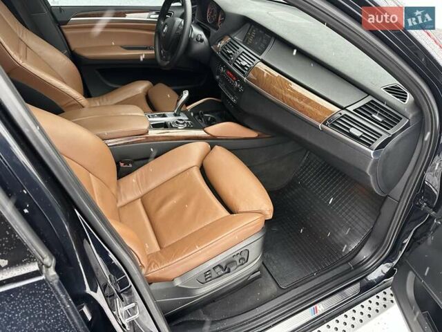 Синий БМВ Х6, объемом двигателя 3 л и пробегом 198 тыс. км за 15450 $, фото 79 на Automoto.ua