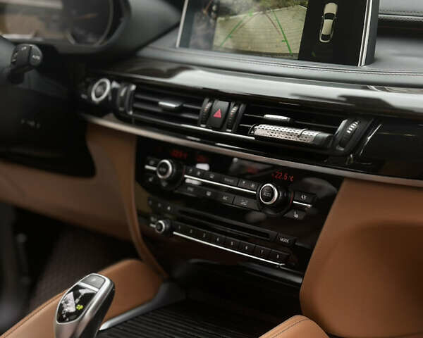 Синій БМВ Х6, об'ємом двигуна 3 л та пробігом 214 тис. км за 32000 $, фото 26 на Automoto.ua