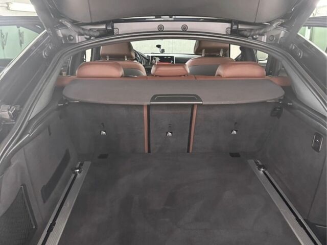 Синій БМВ Х6, об'ємом двигуна 4.4 л та пробігом 100 тис. км за 30000 $, фото 6 на Automoto.ua