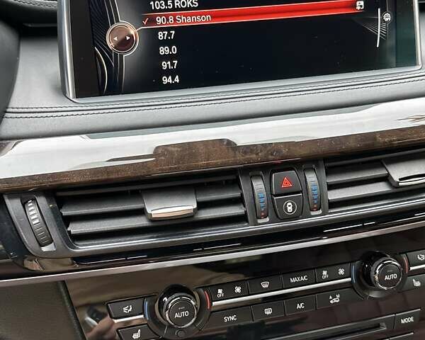 Синий БМВ Х6, объемом двигателя 4.39 л и пробегом 96 тыс. км за 30000 $, фото 8 на Automoto.ua