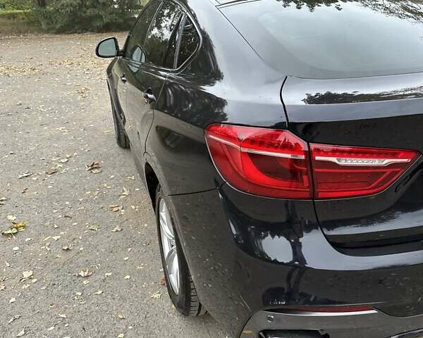 Синий БМВ Х6, объемом двигателя 4.39 л и пробегом 96 тыс. км за 30000 $, фото 28 на Automoto.ua