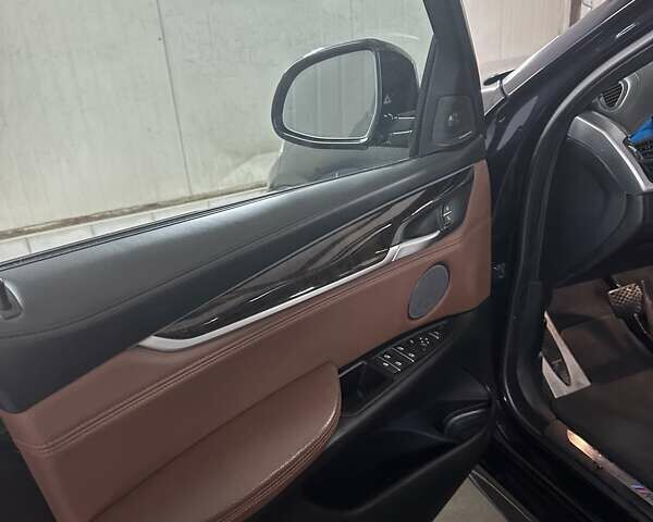 Синий БМВ Х6, объемом двигателя 4.39 л и пробегом 96 тыс. км за 30000 $, фото 62 на Automoto.ua