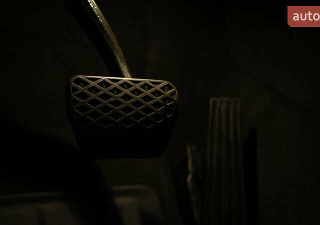 Синій БМВ Х6, об'ємом двигуна 4.39 л та пробігом 133 тис. км за 37500 $, фото 18 на Automoto.ua