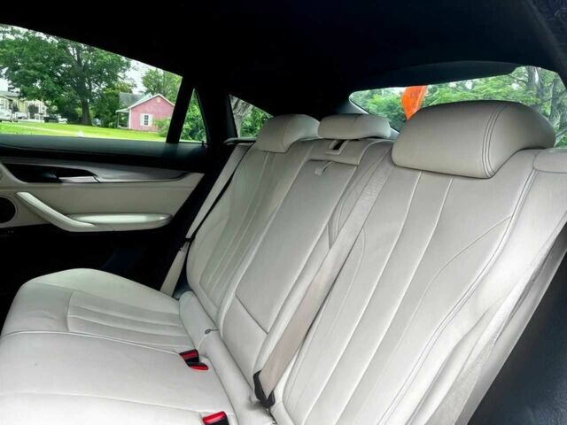 Синій БМВ Х6, об'ємом двигуна 3 л та пробігом 65 тис. км за 12000 $, фото 22 на Automoto.ua