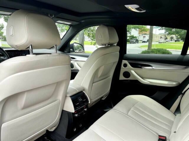 Синій БМВ Х6, об'ємом двигуна 3 л та пробігом 65 тис. км за 12000 $, фото 20 на Automoto.ua