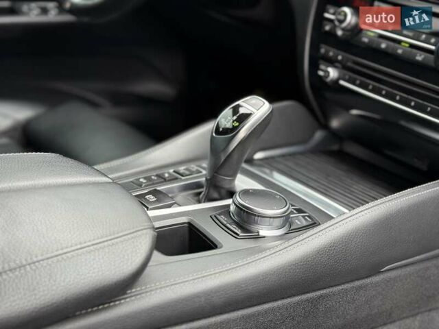 Синий БМВ Х6, объемом двигателя 3 л и пробегом 154 тыс. км за 29000 $, фото 82 на Automoto.ua