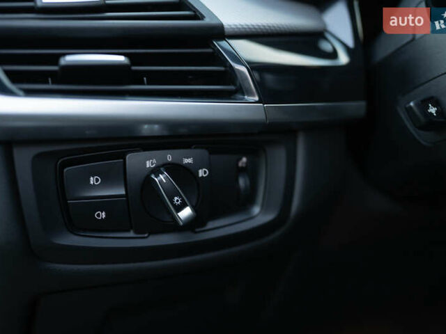 Синий БМВ Х6, объемом двигателя 2.99 л и пробегом 173 тыс. км за 39700 $, фото 13 на Automoto.ua