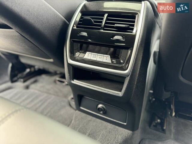 Синій БМВ Х6, об'ємом двигуна 3 л та пробігом 58 тис. км за 89900 $, фото 80 на Automoto.ua