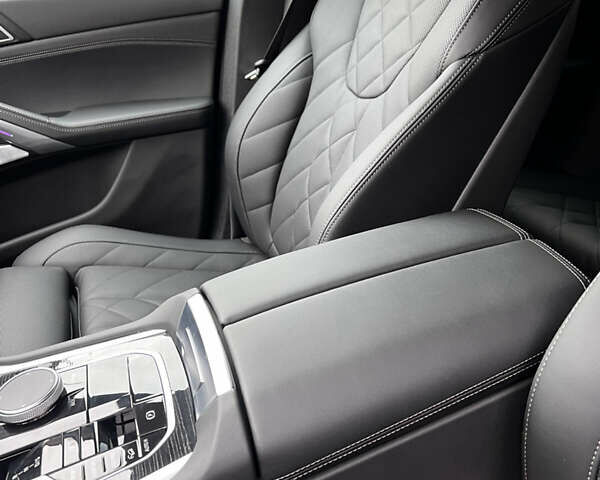 БМВ Х6 2024 в Виннице на Automoto.ua Синий БМВ Х6, объемом двигателя 3 л и пробегом 1 тыс. км за 103500 $, фото 50 на Automoto.ua