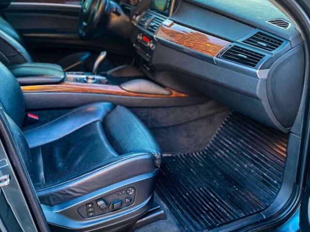 Зеленый БМВ Х6, объемом двигателя 3 л и пробегом 263 тыс. км за 20999 $, фото 16 на Automoto.ua