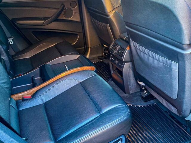 Зеленый БМВ Х6, объемом двигателя 3 л и пробегом 263 тыс. км за 20999 $, фото 17 на Automoto.ua