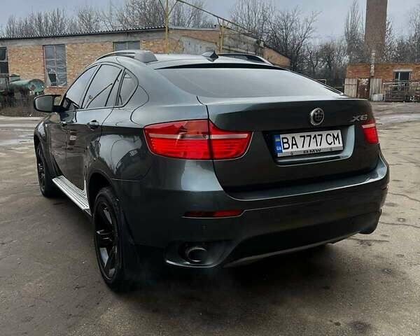 Зелений БМВ Х6, об'ємом двигуна 3 л та пробігом 263 тис. км за 20999 $, фото 7 на Automoto.ua