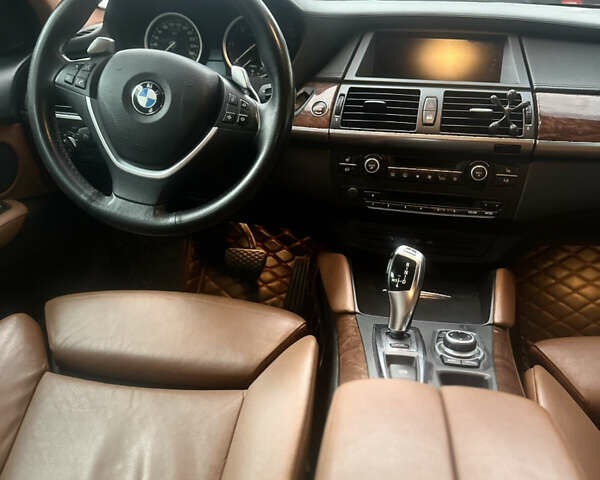 Зеленый БМВ Х6, объемом двигателя 2.99 л и пробегом 276 тыс. км за 14900 $, фото 12 на Automoto.ua