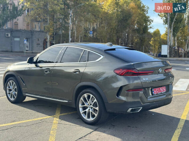Зелений БМВ Х6, об'ємом двигуна 3 л та пробігом 69 тис. км за 61300 $, фото 6 на Automoto.ua