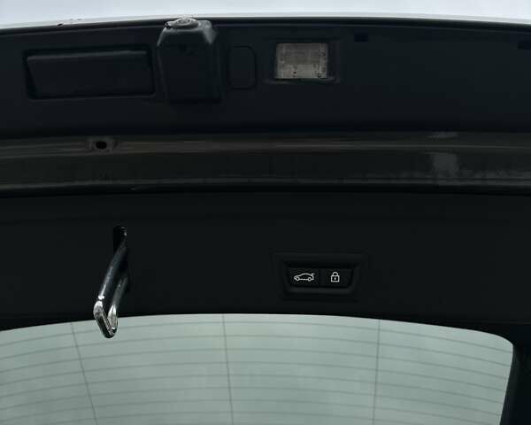 Зеленый БМВ Х6, объемом двигателя 2.99 л и пробегом 99 тыс. км за 103000 $, фото 30 на Automoto.ua