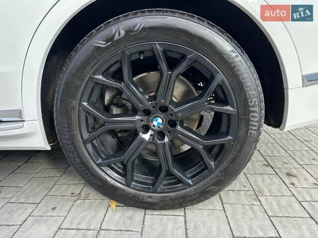 Белый БМВ X7, объемом двигателя 3 л и пробегом 67 тыс. км за 59500 $, фото 28 на Automoto.ua