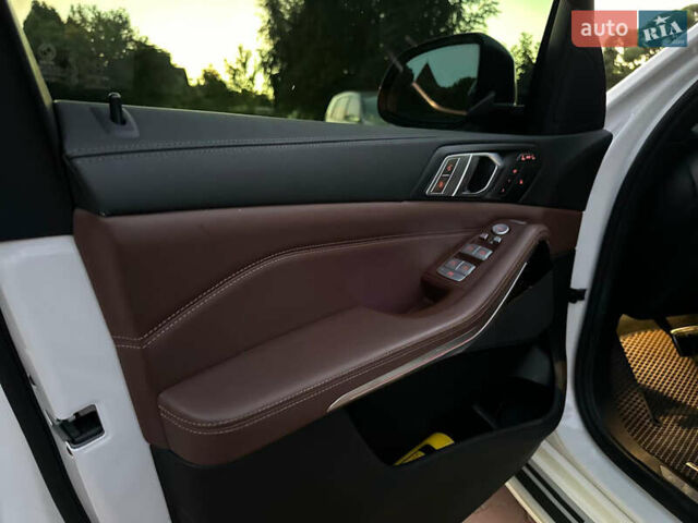 Білий БМВ X7, об'ємом двигуна 2.99 л та пробігом 83 тис. км за 74000 $, фото 19 на Automoto.ua