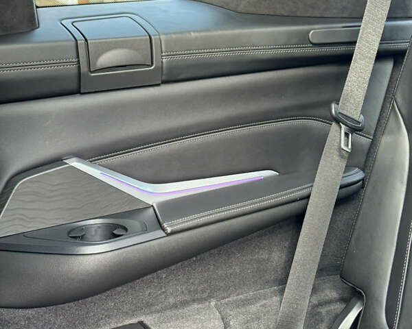 Белый БМВ X7, объемом двигателя 3 л и пробегом 75 тыс. км за 74000 $, фото 45 на Automoto.ua