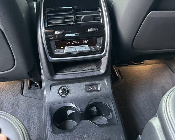 Белый БМВ X7, объемом двигателя 3 л и пробегом 75 тыс. км за 74000 $, фото 22 на Automoto.ua