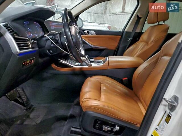 Білий БМВ X7, об'ємом двигуна 3 л та пробігом 144 тис. км за 25000 $, фото 7 на Automoto.ua