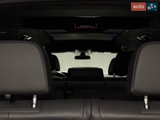 Белый БМВ X7, объемом двигателя 4.39 л и пробегом 99 тыс. км за 71900 $, фото 24 на Automoto.ua