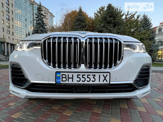 Білий БМВ X7, об'ємом двигуна 3 л та пробігом 44 тис. км за 98000 $, фото 4 на Automoto.ua