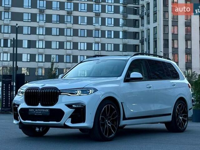 Белый БМВ X7, объемом двигателя 3 л и пробегом 109 тыс. км за 67000 $, фото 5 на Automoto.ua