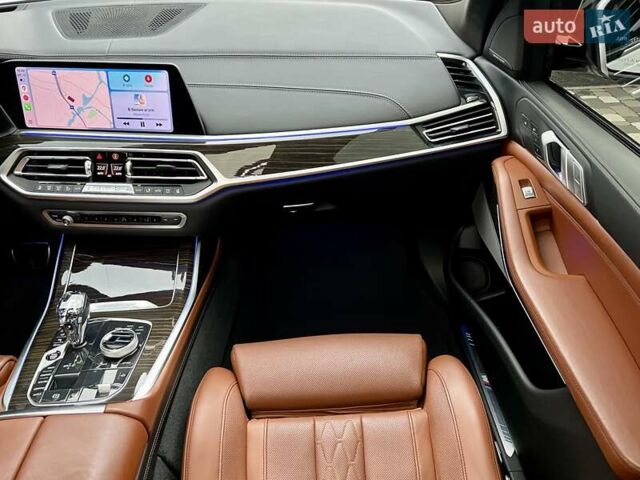 Белый БМВ X7, объемом двигателя 4.39 л и пробегом 68 тыс. км за 72900 $, фото 83 на Automoto.ua